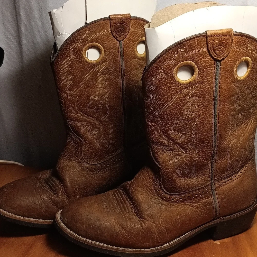 Ariat Cowboy Boots Size 3.5